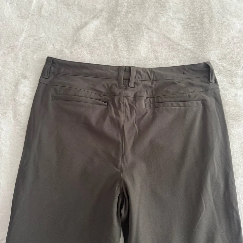Cuts AO Pocket Pants Slim Fit Green Gray Performance Size 32x32